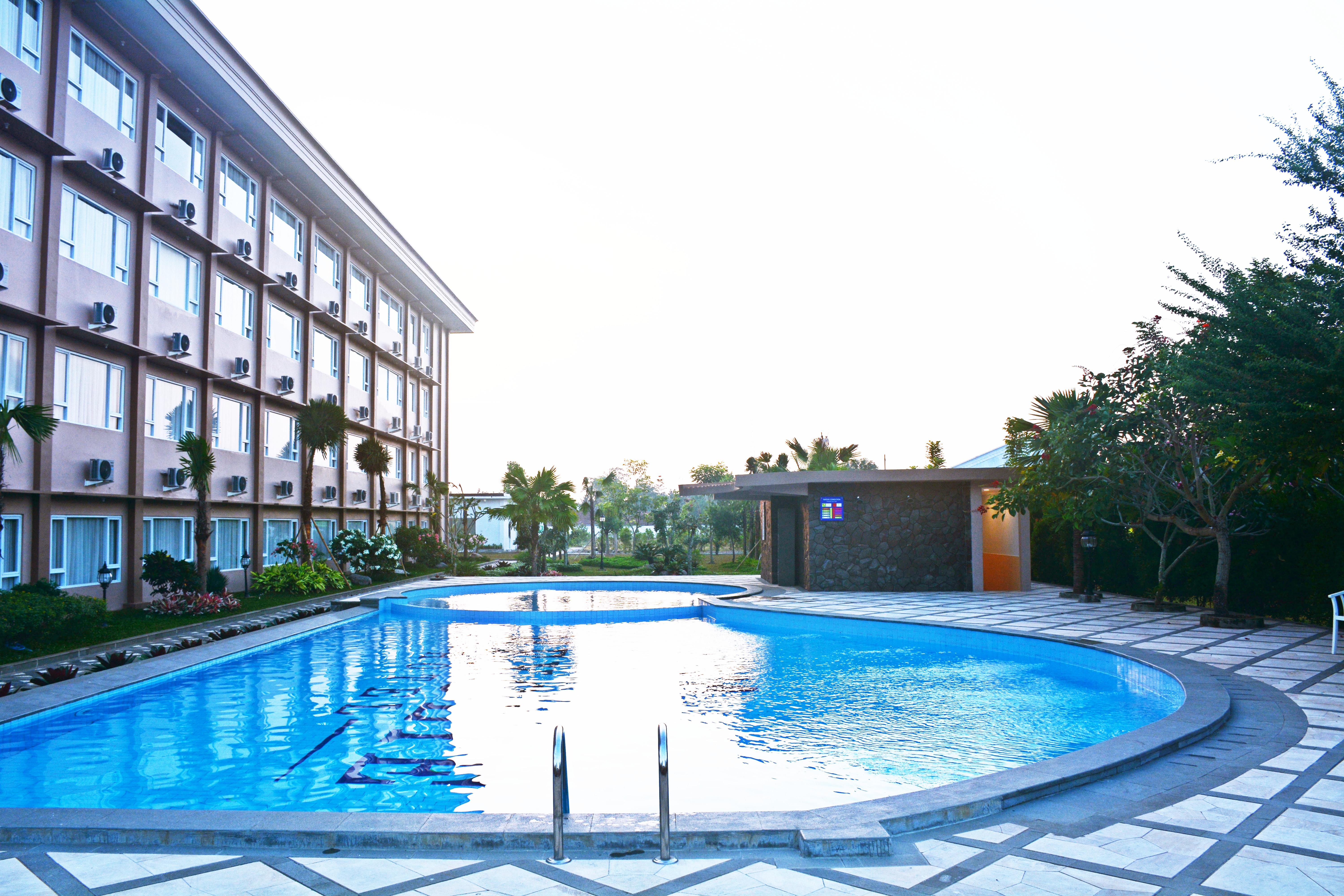 Mexolie Hotel Kebumen Esterno foto